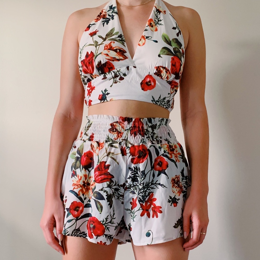 Zaful - 2 piece halter top and shorts